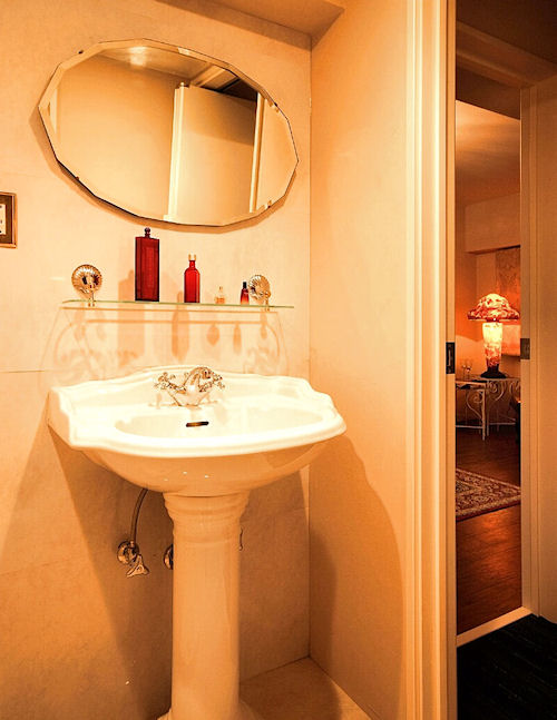 �T�j�^���[